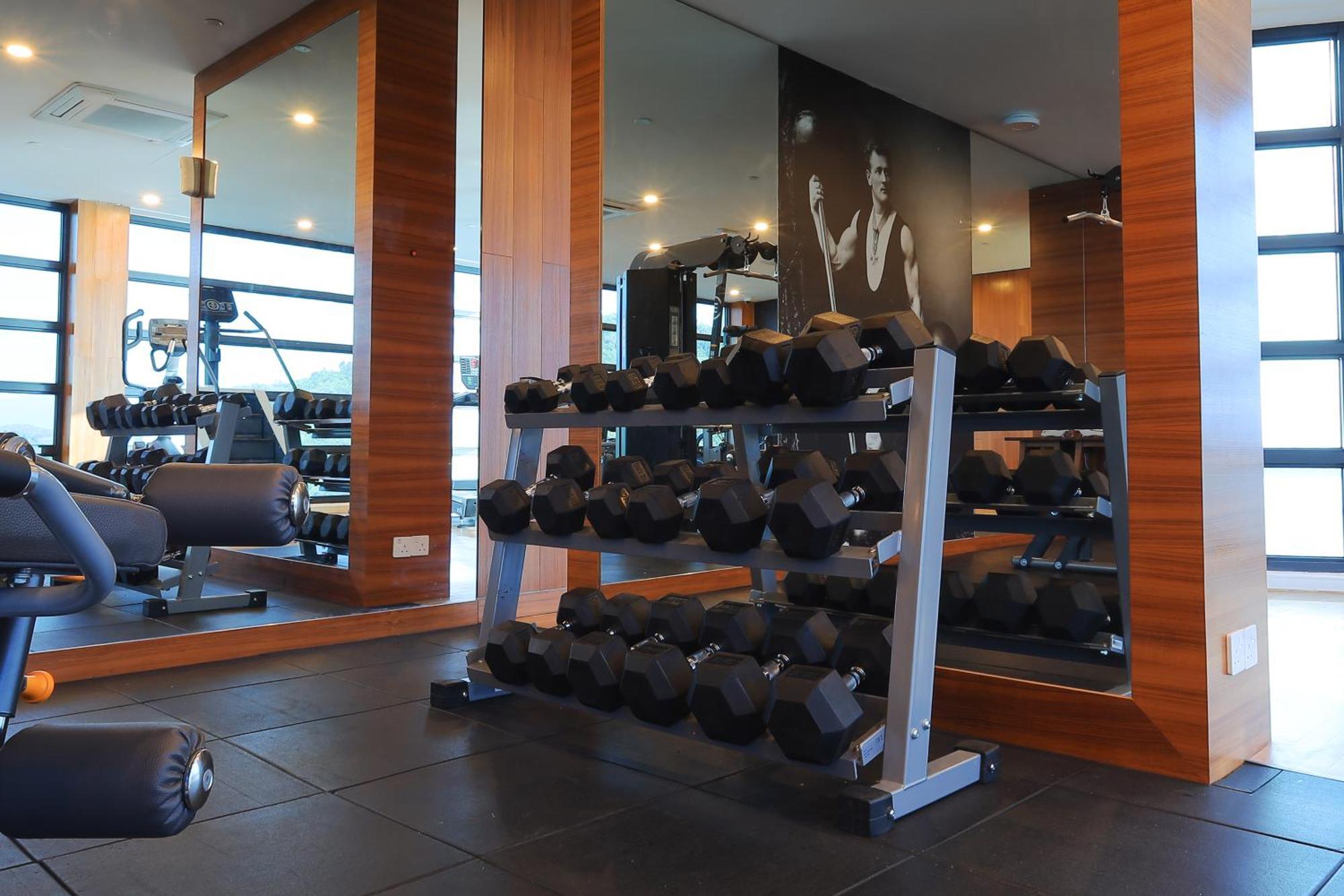 The Riyaz Lavanya Langkawi Pantai Cenang  Eksteriør bilde A dumbbell rack